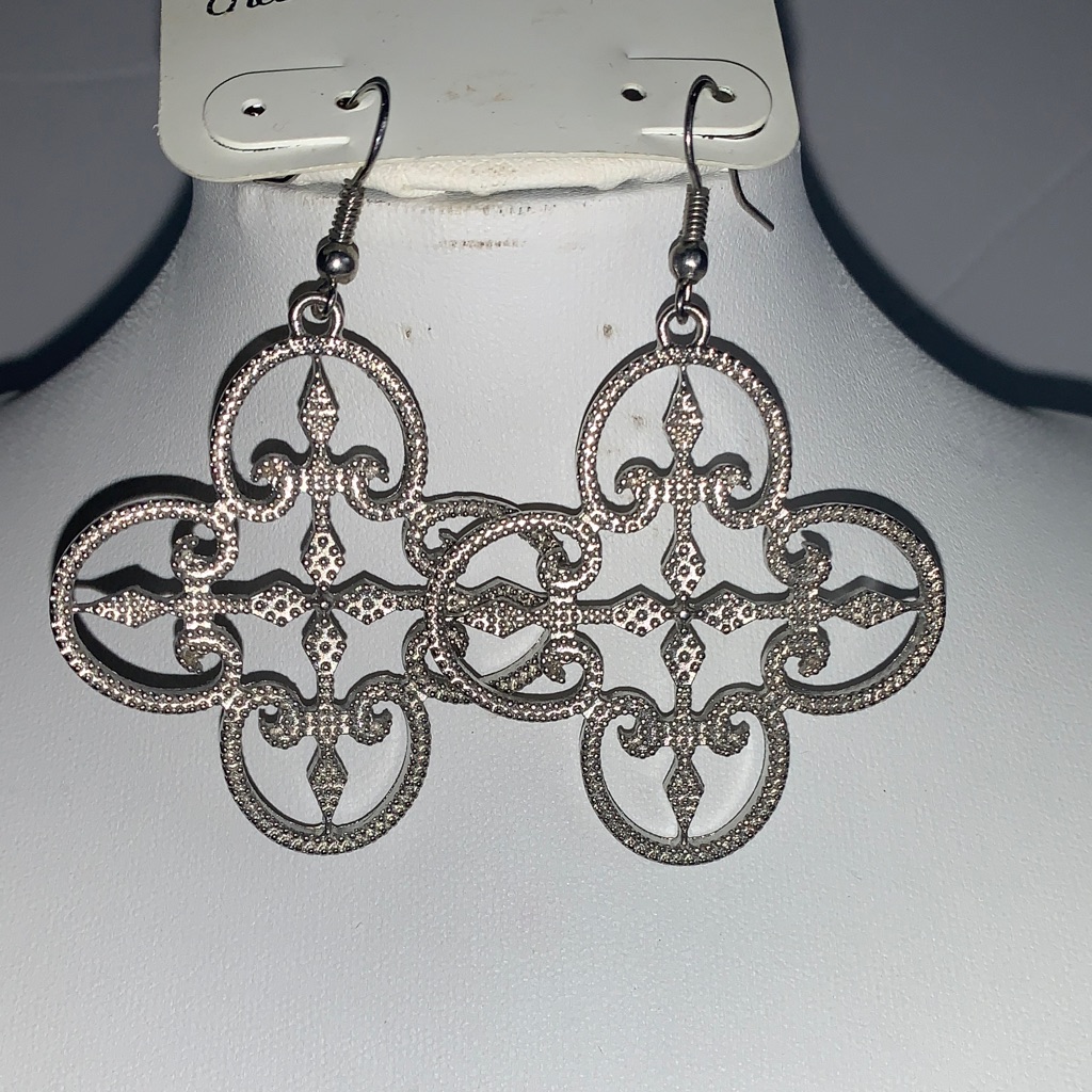 Charming Charlie Silver Ornate Earrings 15$